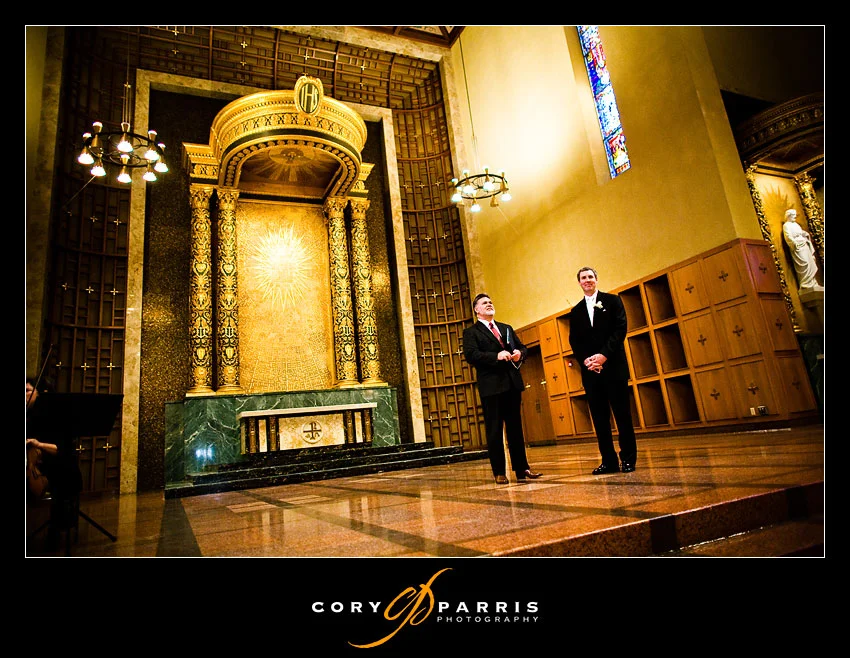groom waiting at the altar