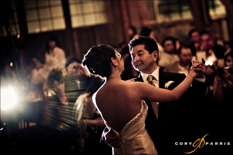 father and daughter dance at sodo park by seattle wedding photographer cory parris