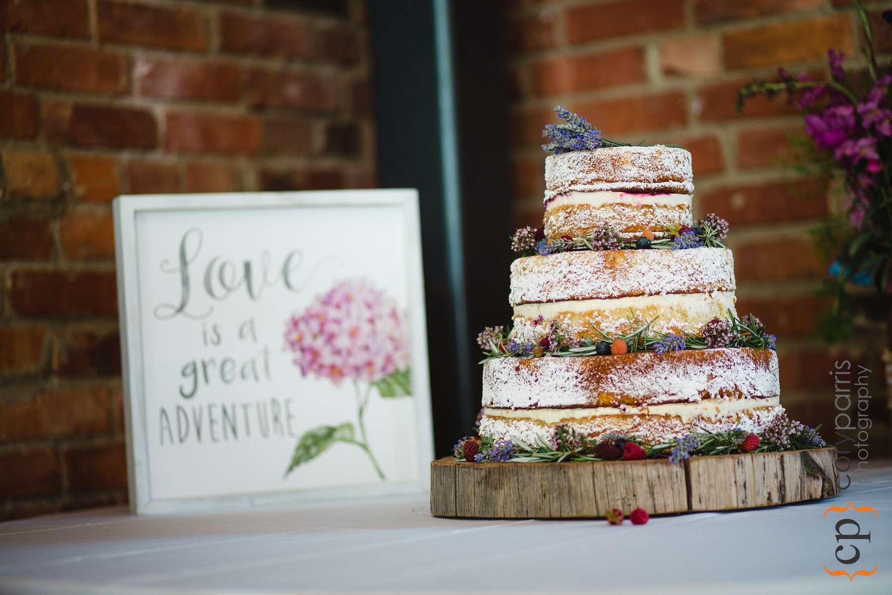 Very cool naked cake