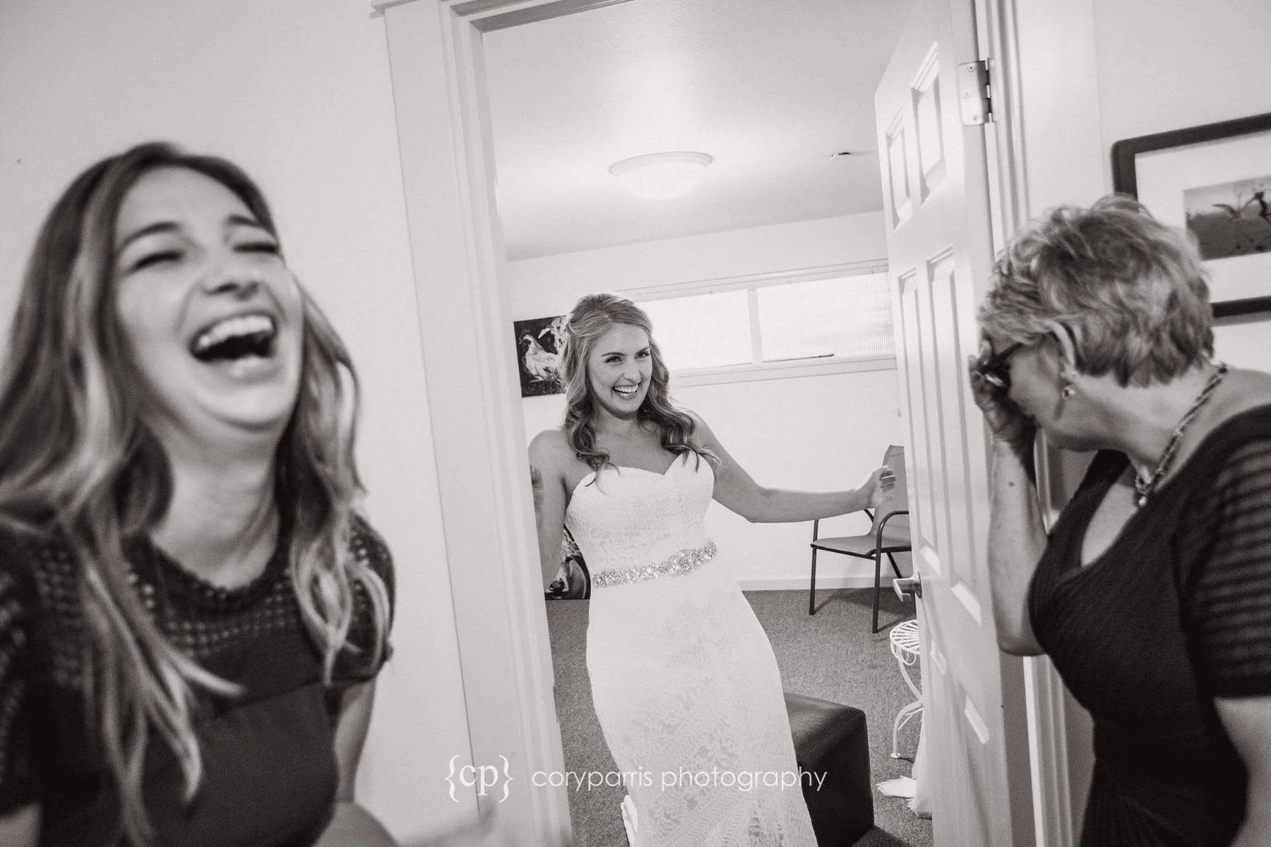 Getting ready wedding photos in Seattle