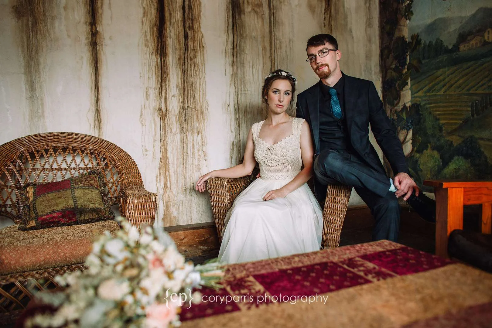 Modern wedding photography in the style of old French photographs