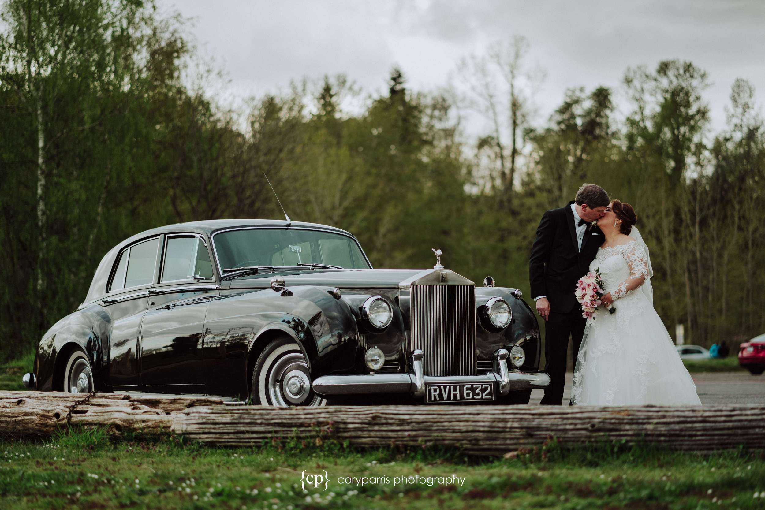 Magnusson Park wedding portrait