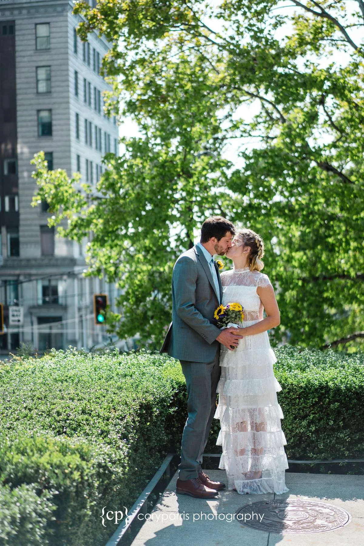 008-Seattle-Elopement-Courthouse.jpg