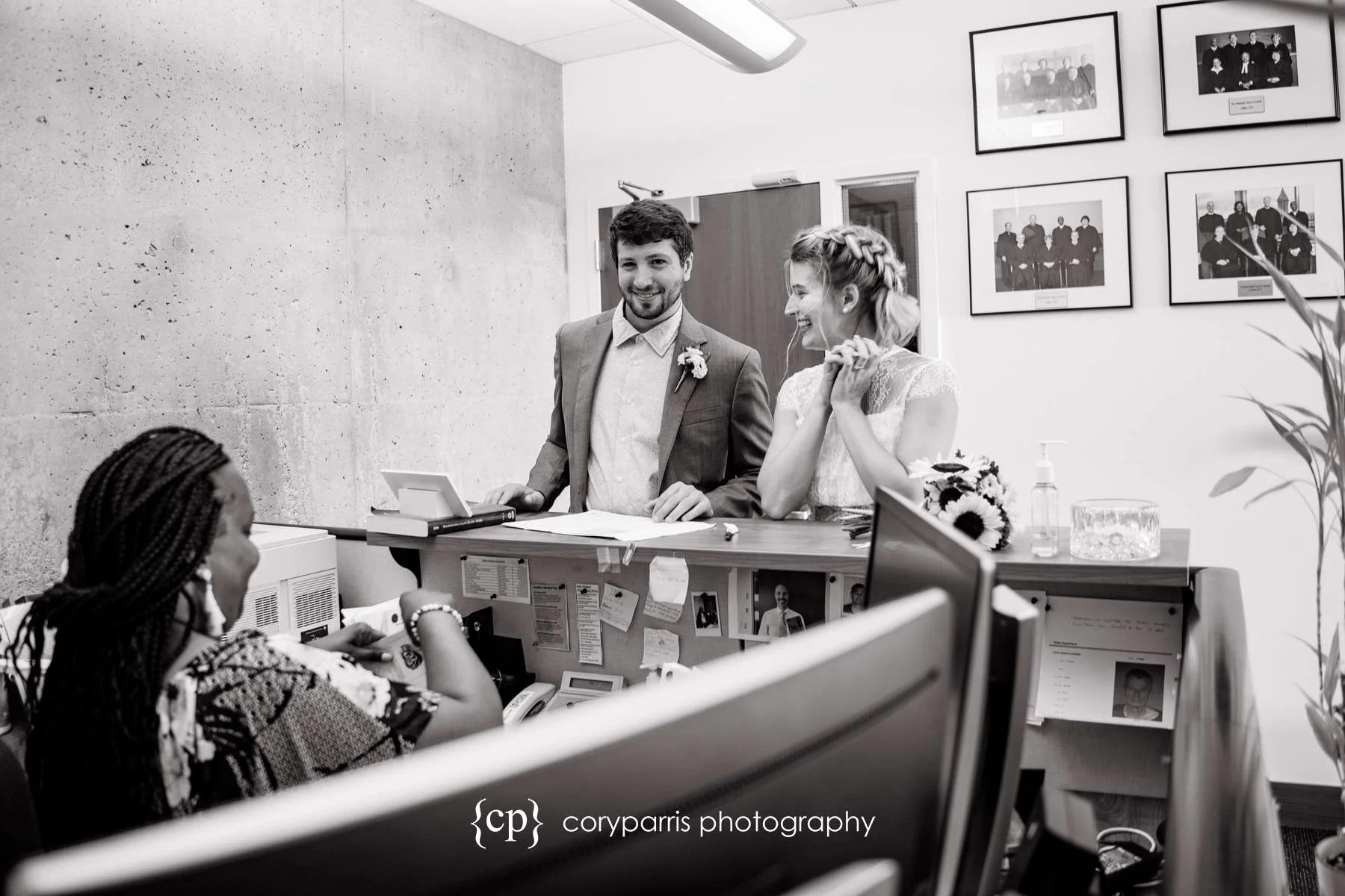 098-Seattle-Elopement-Courthouse.jpg