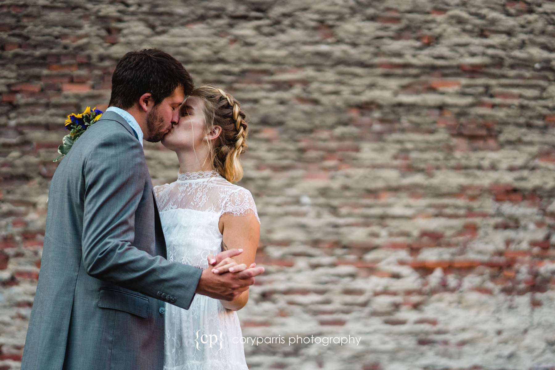 280-Seattle-Elopement-Courthouse.jpg