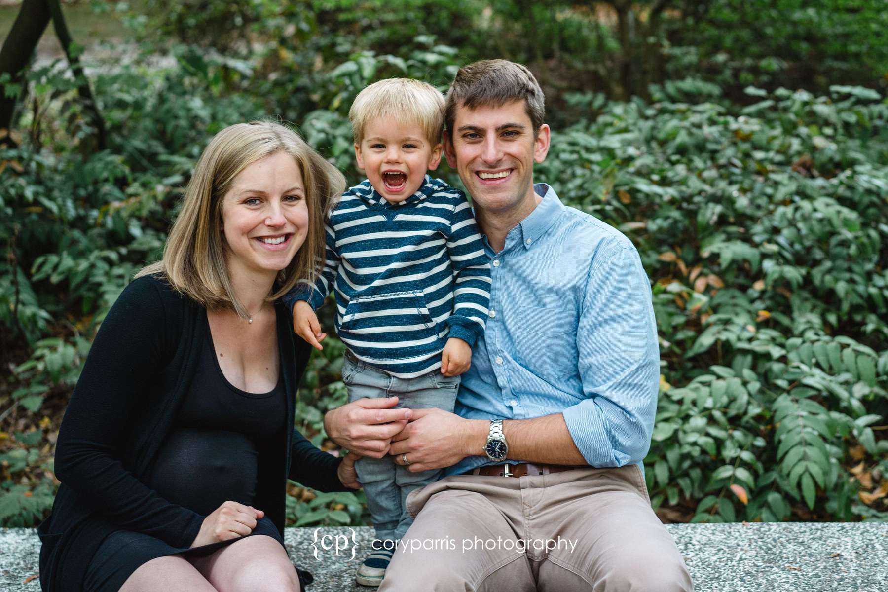 FM1 - 143-Seattle-Arboretum-Family-Portraits.jpg