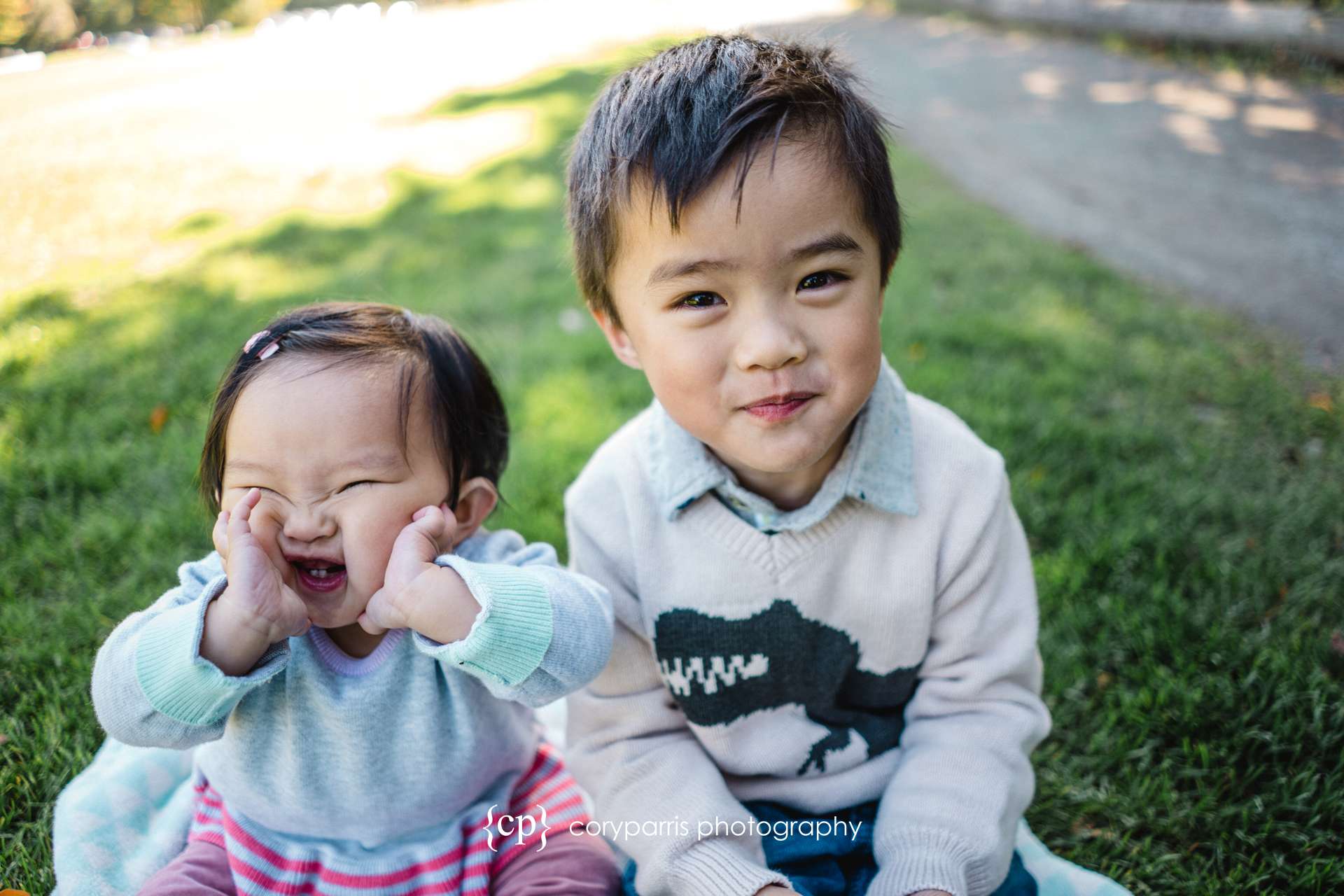 Seattle-family-portraits-golden-gardens-154.jpg