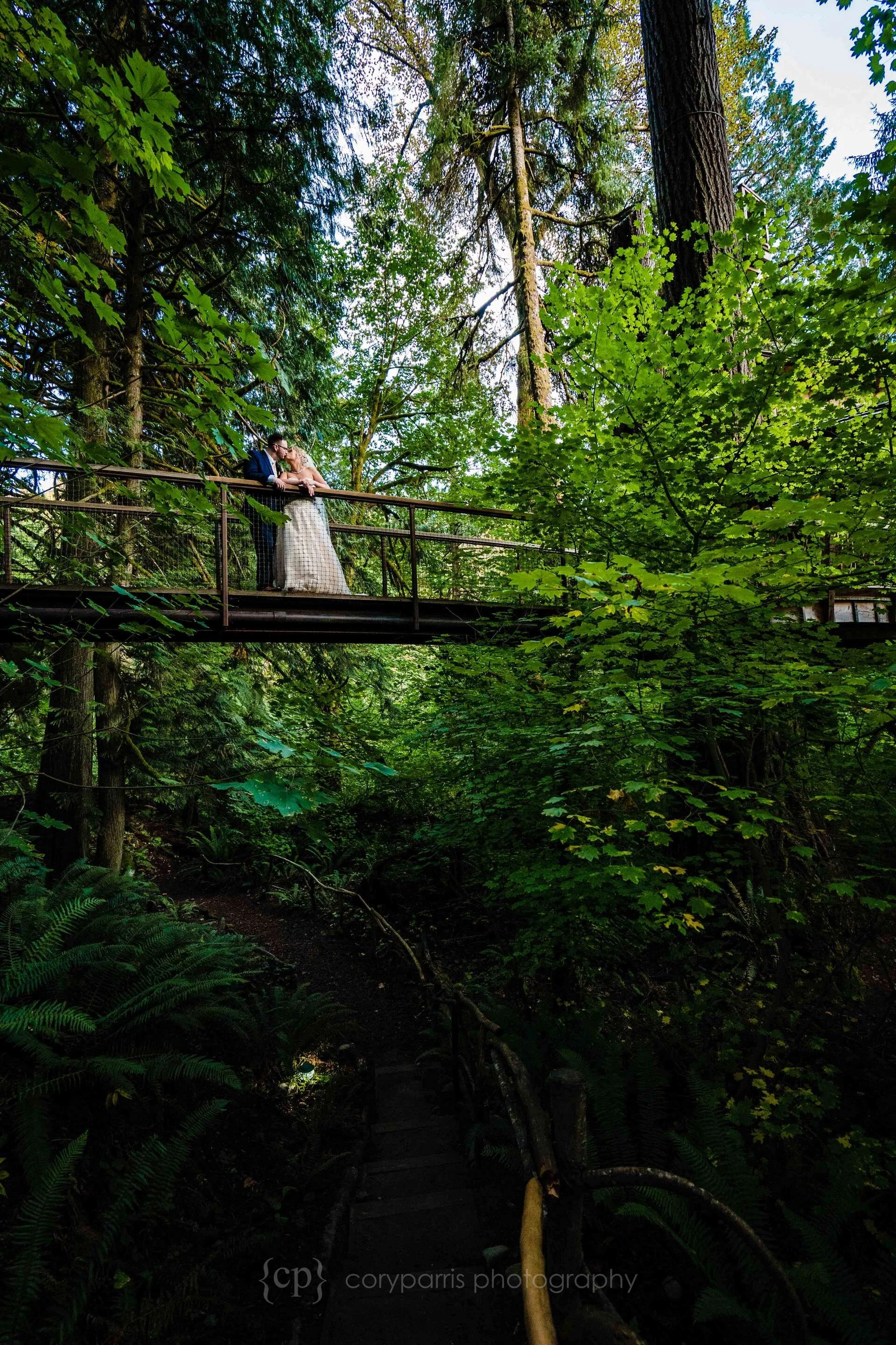 535-treehouse-point-wedding-photography.jpg