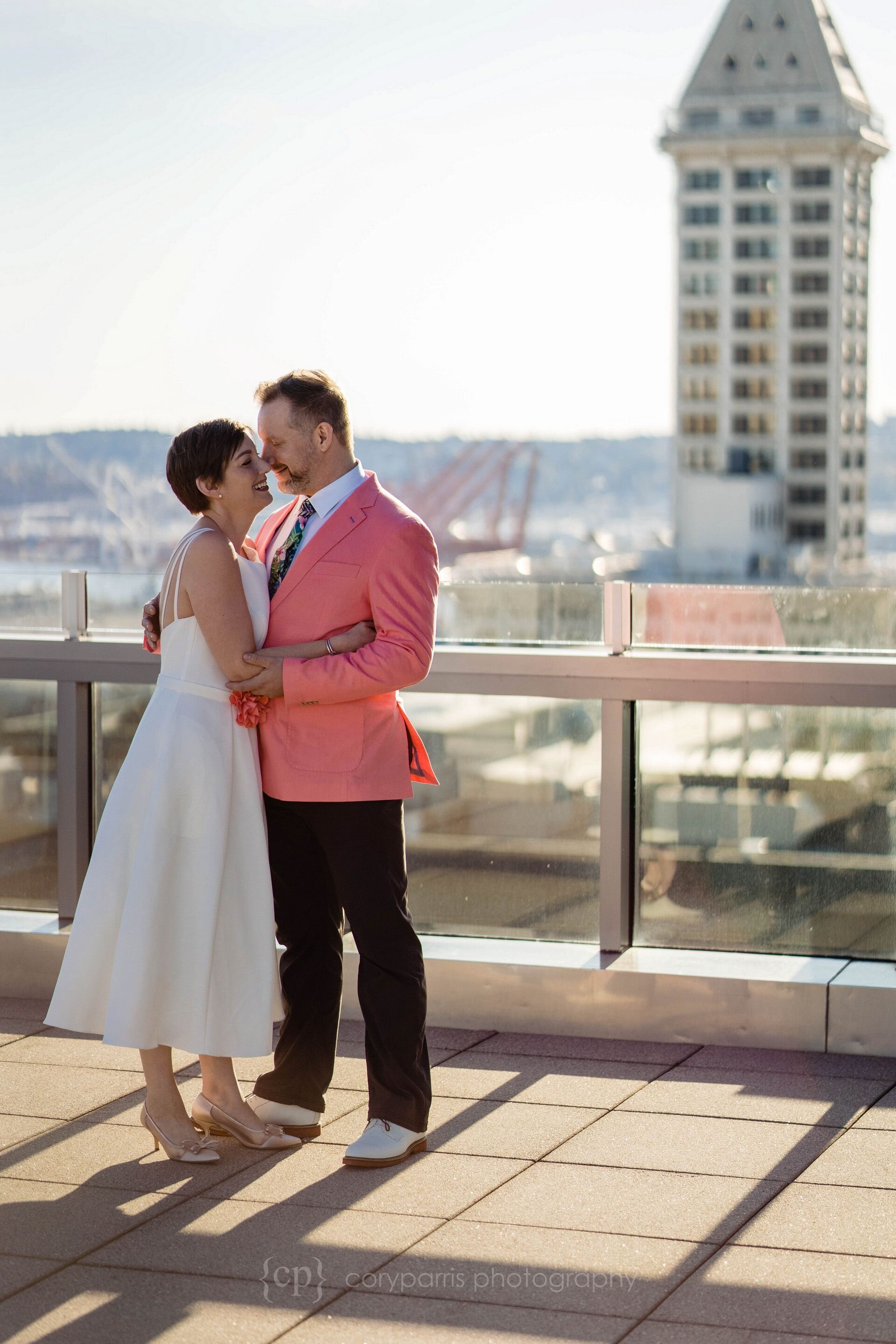027-seattle-elopement-courthouse.jpg