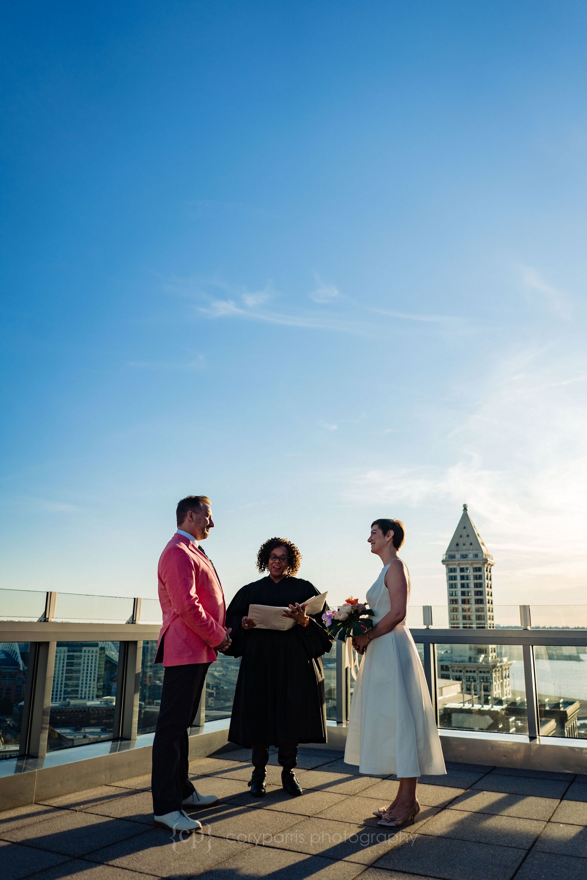 158-seattle-elopement-courthouse.jpg