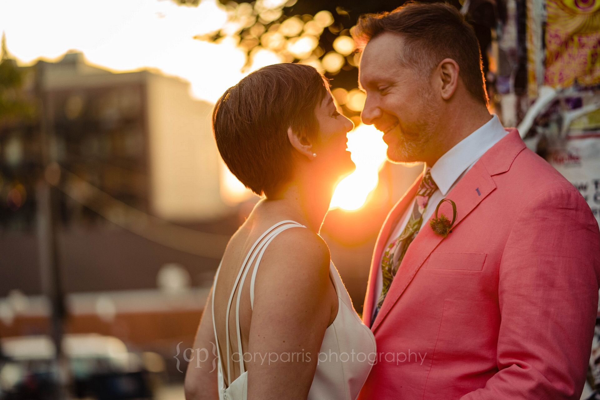 261-seattle-elopement-courthouse.jpg