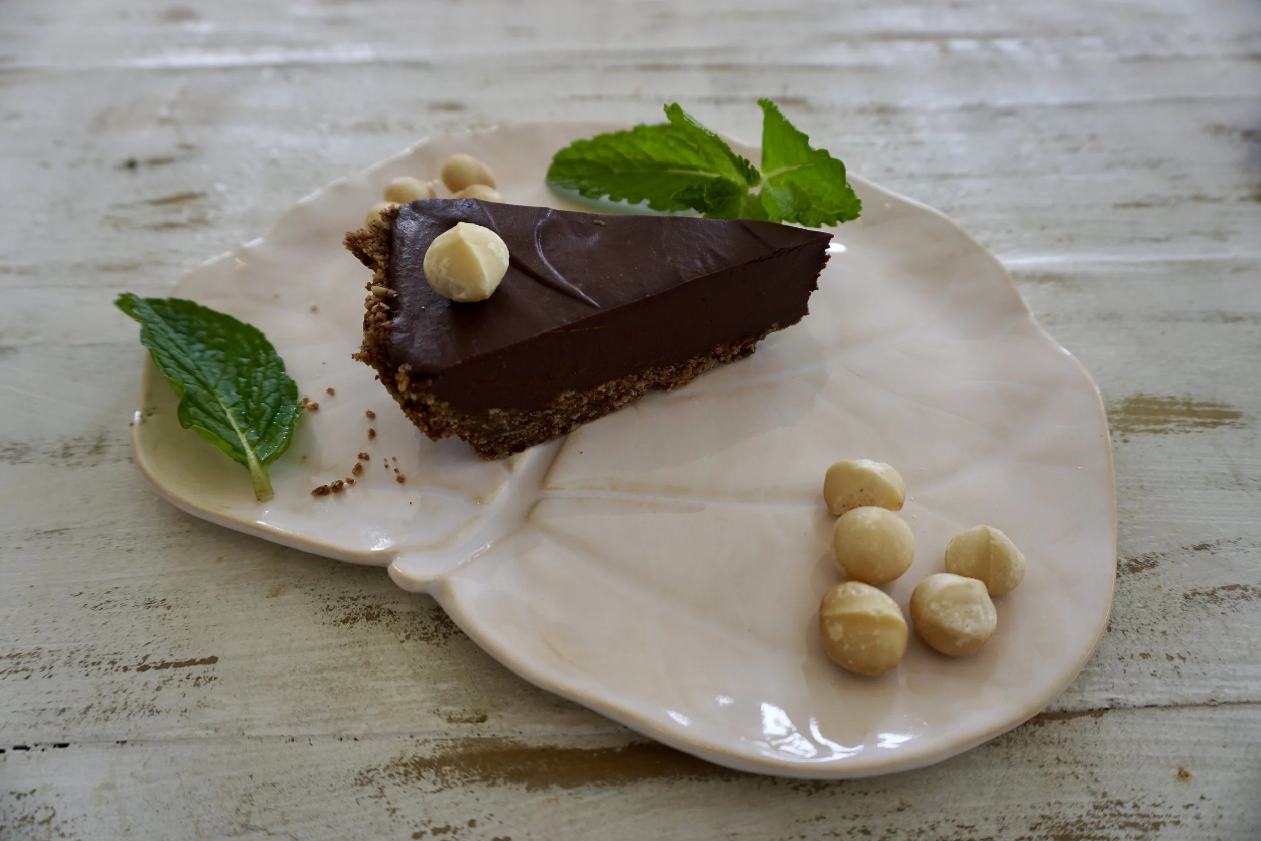 vegan chocolate cookie pie