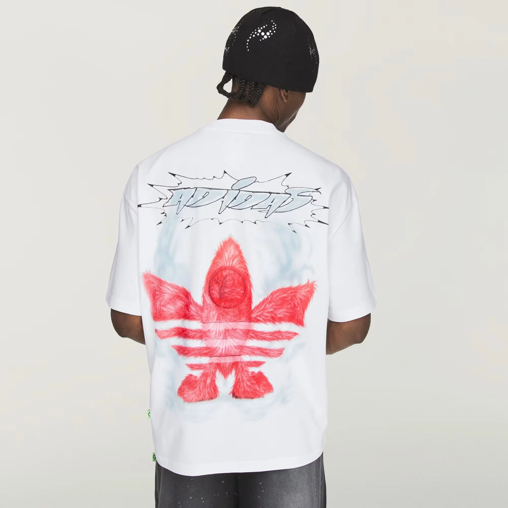 HELLSTAR_GRAPHIC_TEE_White_KY7304_42_detail.jpeg