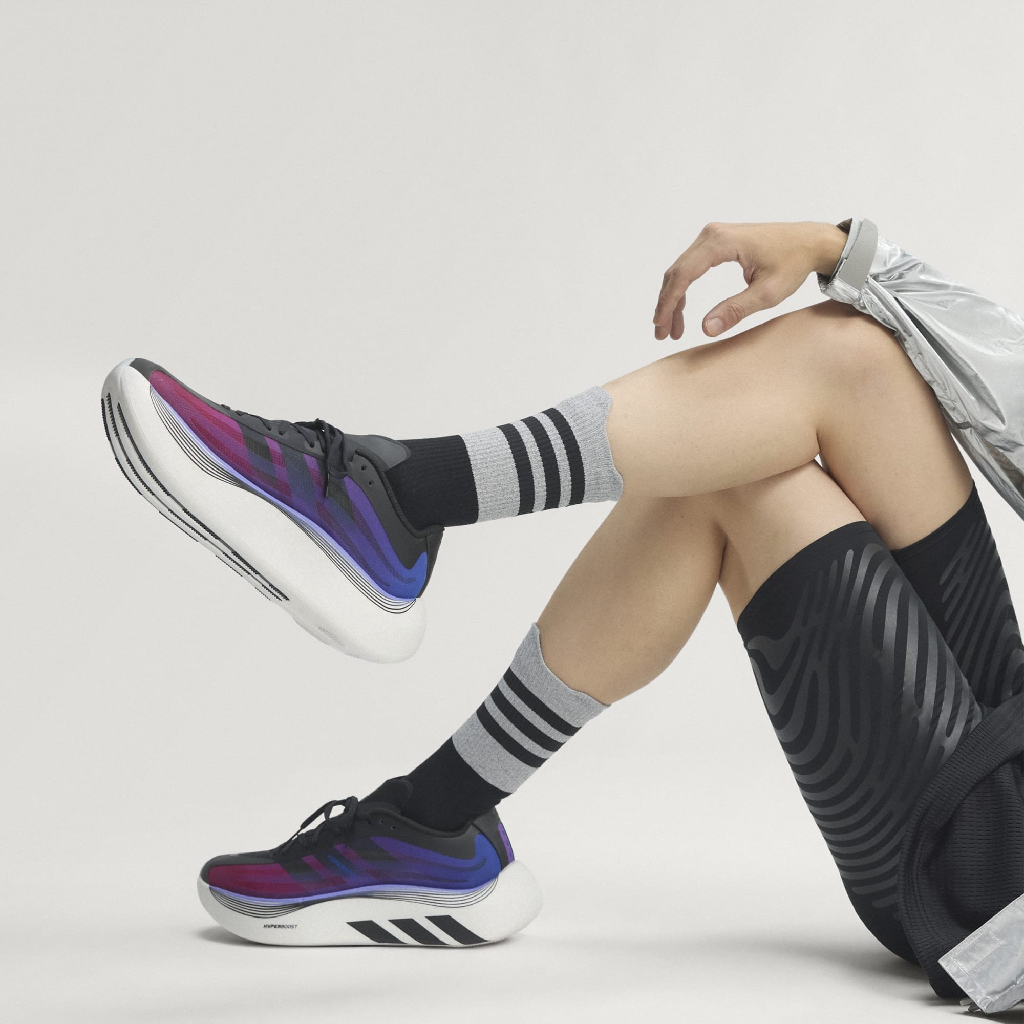 HYPERBOOST_EPHR_LT_SHOES_Black_KZ8511_HM3_hover.tiff.jpg