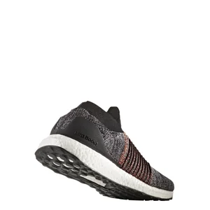 adidas Ultraboost Laceless in Core Black/Running White/Orange  Major