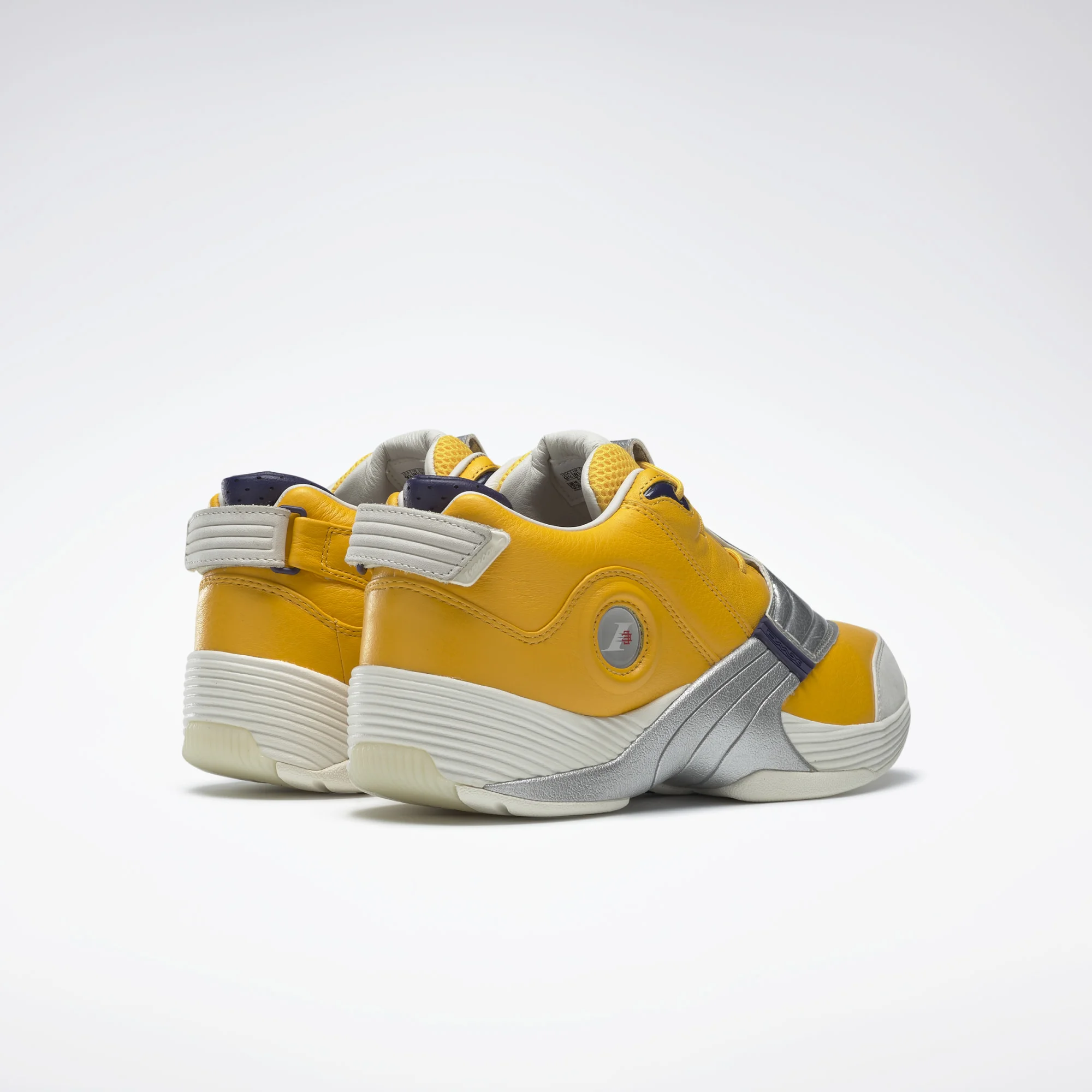 Answer_V_x_Eric_Emanuel_Shoes_Gold_EH0408_04_standard.jpg