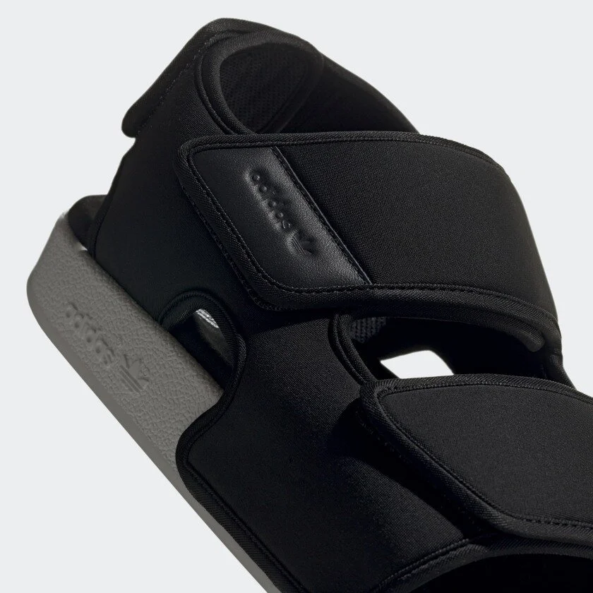 adidas // Adilette Sandal 3.0 Original NWT adidas ADILETTE SANDAL 3 SANDALS INFANTS - Black | Free  main image 2