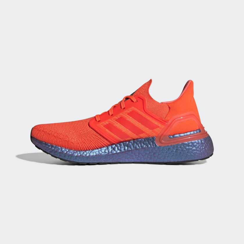Zapatos antideslizantes Deformación Clásico Adidas UltraBoost 20 ISS in Solar Red/Blue Violet Metallic — MAJOR