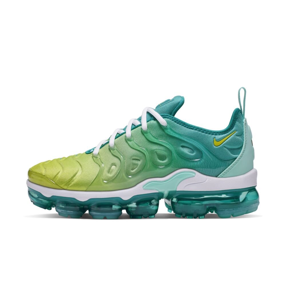 nike women's air vapormax plus