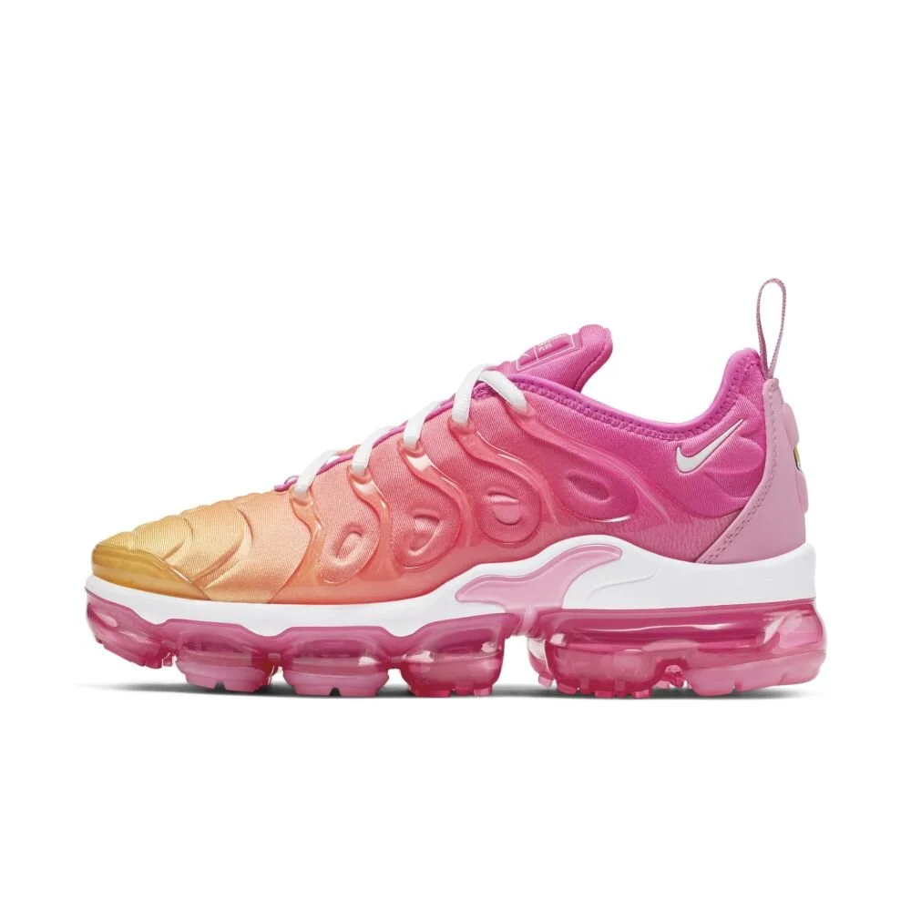 women's air vapormax plus orange