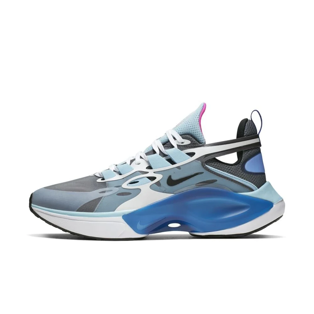 Nike Signal D/MS/X in Dark Grey