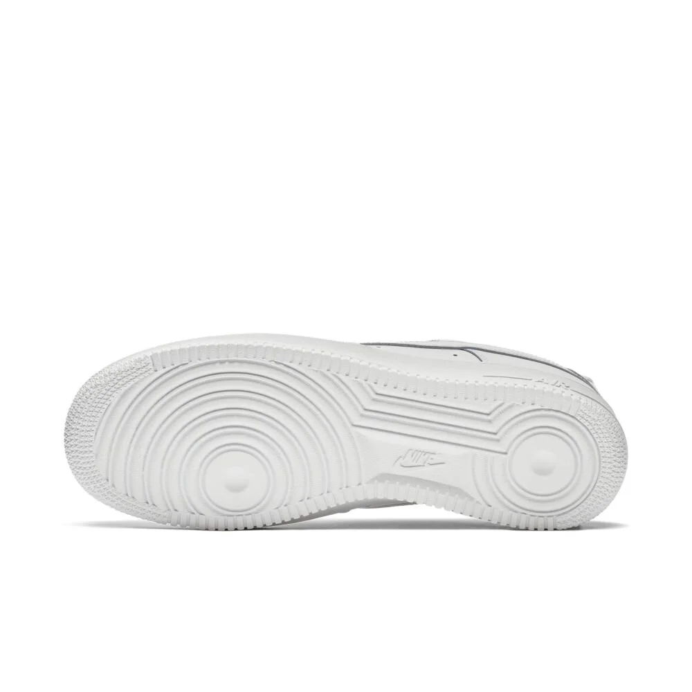 Nike Air Force 1 in White/White — MAJOR