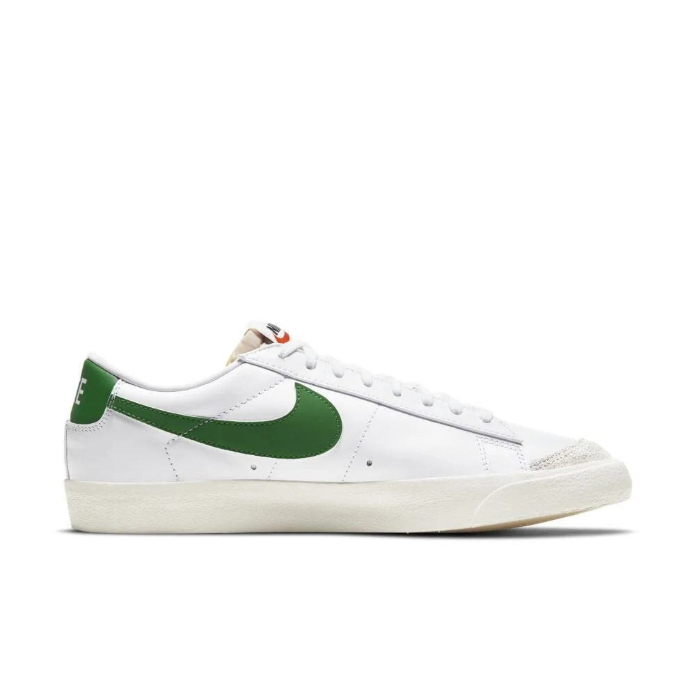 Nike Blazer Low 77 Vintage In White Pine Green Major
