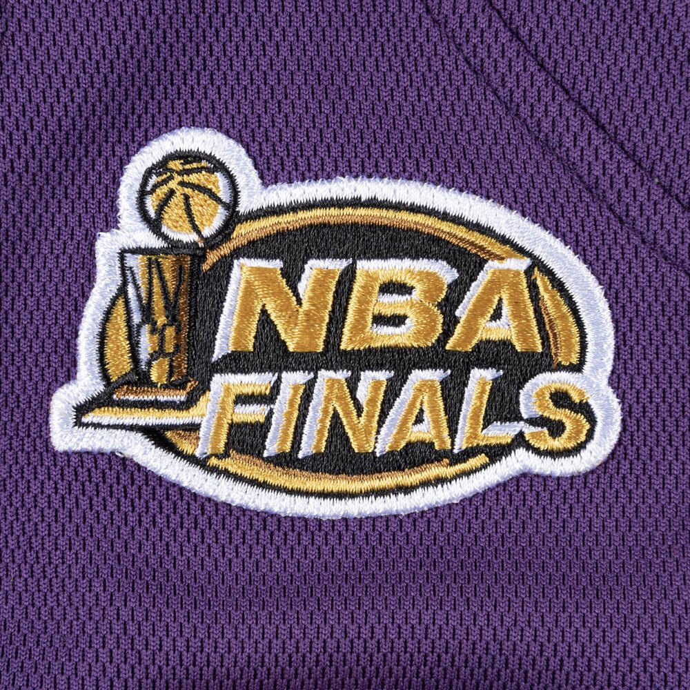 Men's Los Angeles Lakers Kobe Bryant Mitchell & Ness Purple 2000