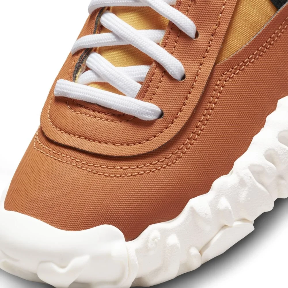 Nike Overbreak in Hot Curry — MAJOR