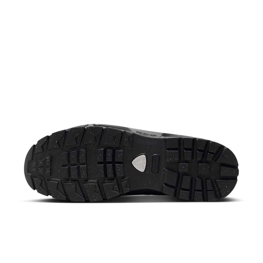 Nike Air Max Goadome Premium in Black/Off Noir — MAJOR