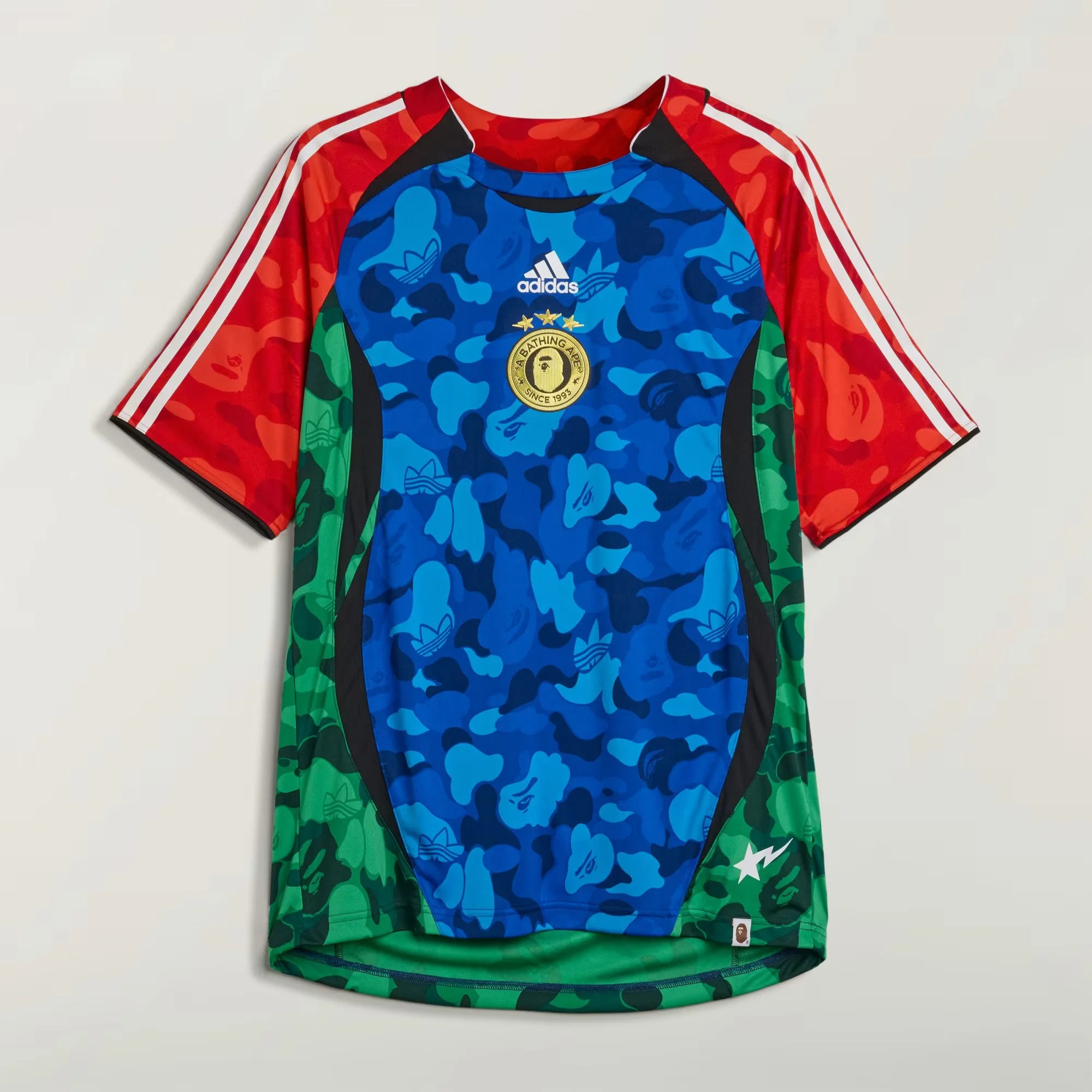 TEAMGEIST_TEE_BAPE_H_Blue_KW5253_01_laydown.jpg