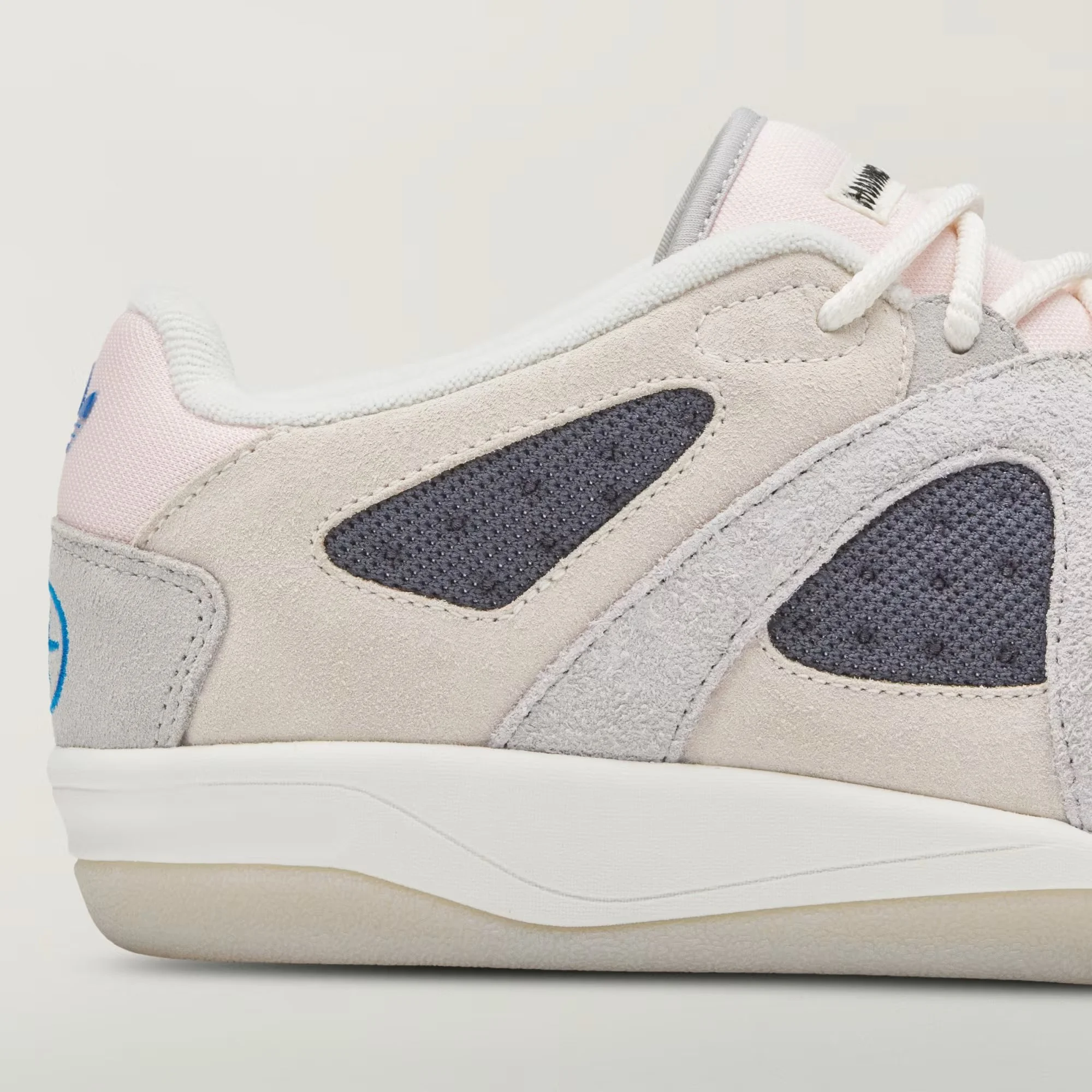 BADBO_1.1_Shoes_White_LC5466_41_detail.jpg.jpeg