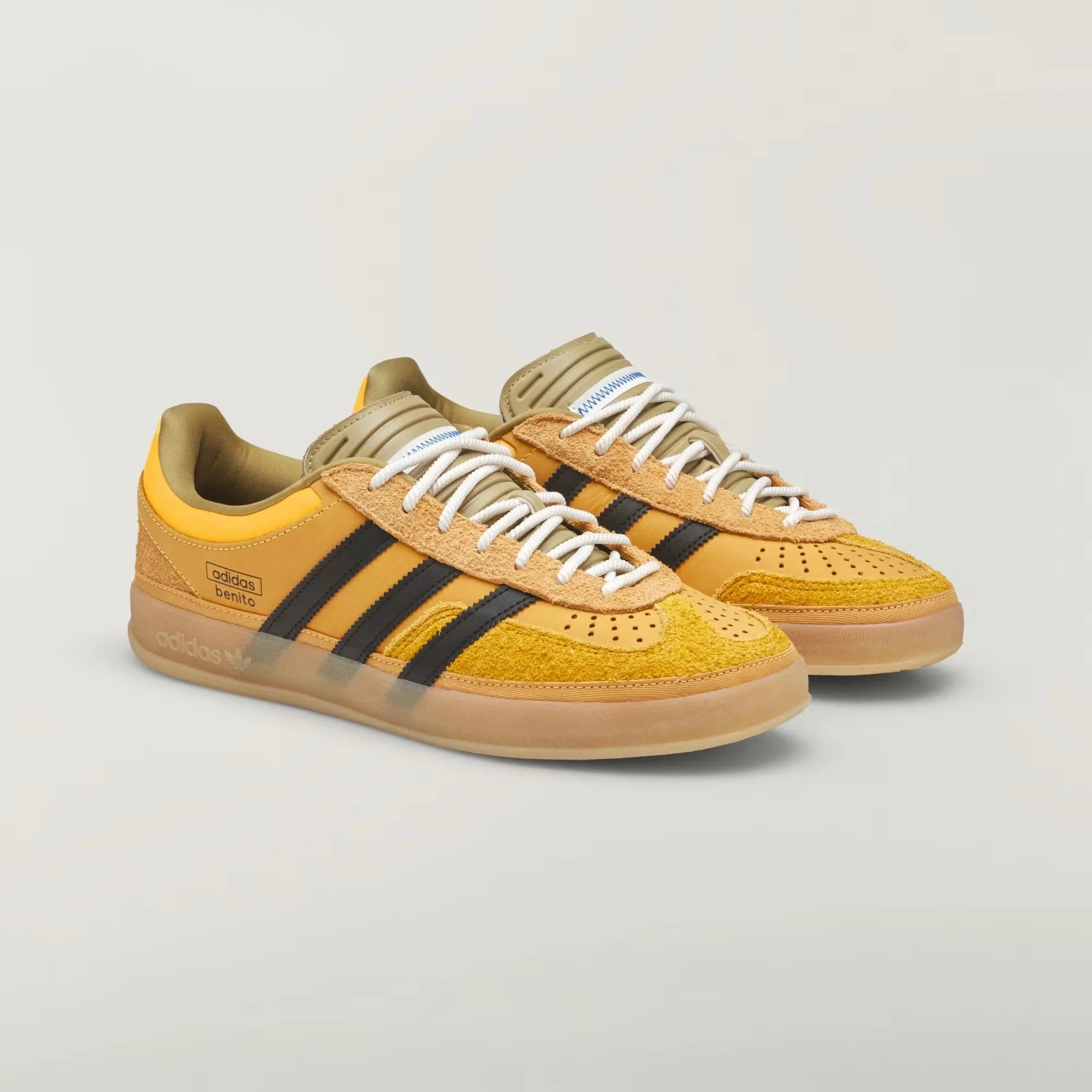 Bad_Bunny_Gazelle_Indoor_Gold_KI2592_04_standard.jpeg