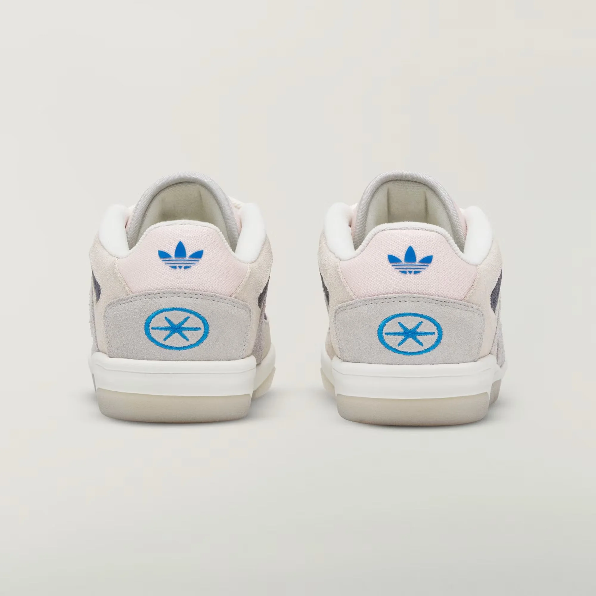 BADBO_1.1_Shoes_White_LC5466_05_standard.jpg.jpeg