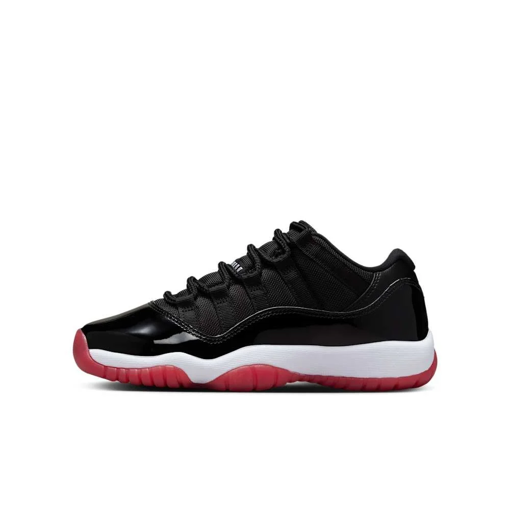 本日のみの価格Air Jordan 11 RETRO Low ブラック/レッド Air Jordan 11 Retro Low in Black/Red — MAJOR