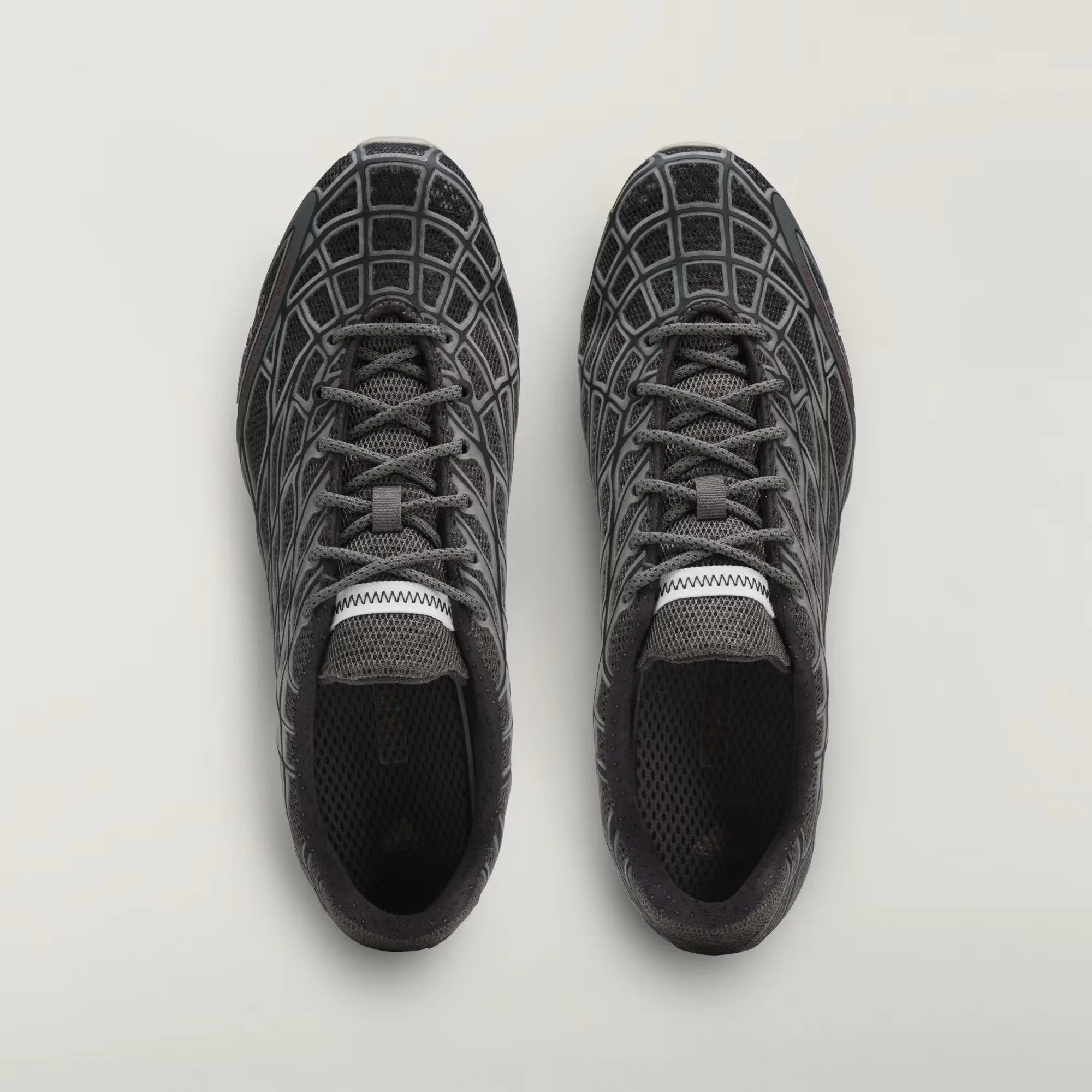 Bad_Bunny_F50_Ghost_Sprint_Black_HP4218_02_standard_hover.jpg