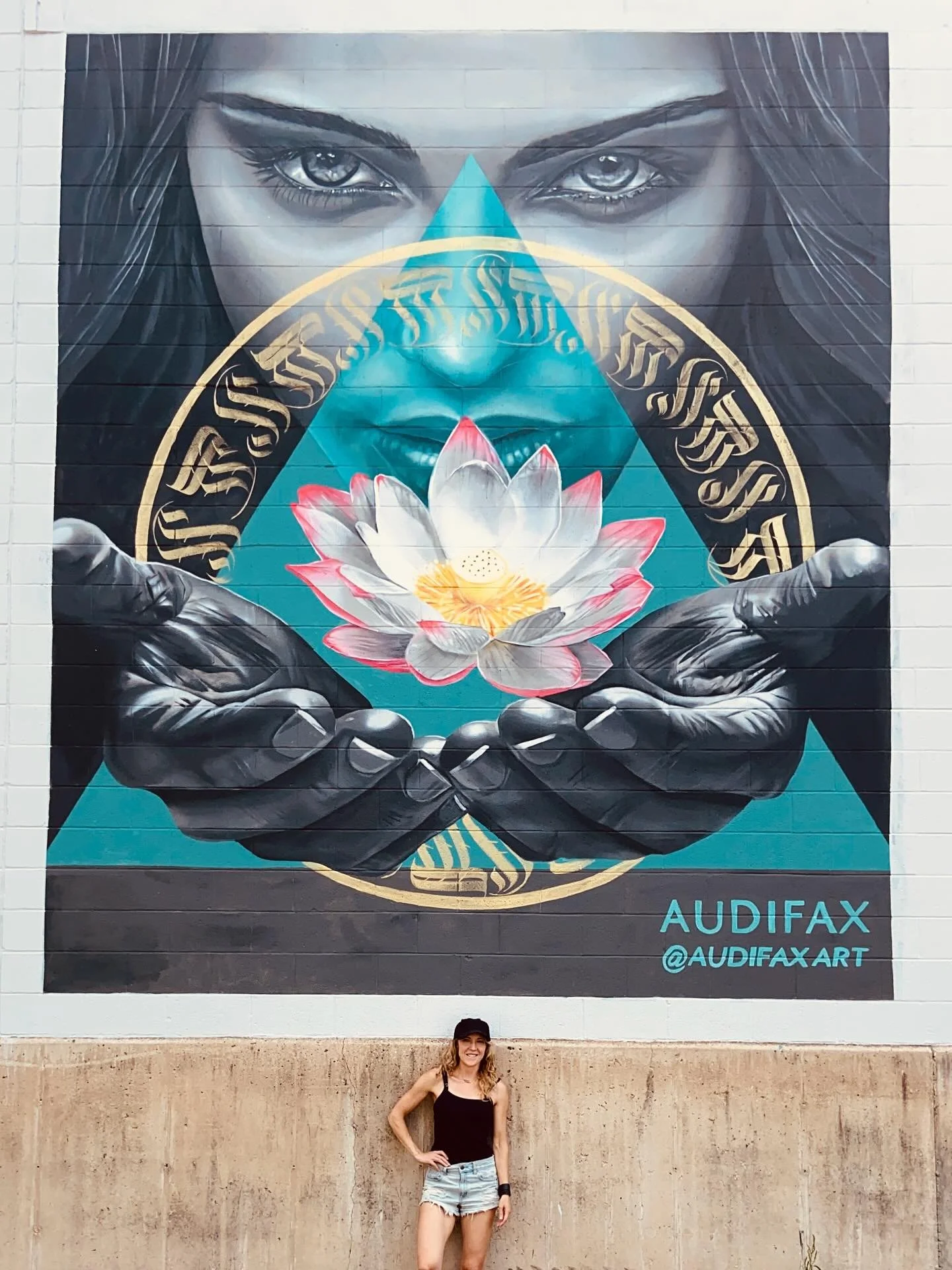 &ldquo;Opening&rdquo; for @urbanartbloom - Mostly Spray Paint / Some Wall Paint
.
Location: 251 E Lane St. Sun Prairie, WI
.
.
.
I&rsquo;m honored to have been chosen for Sun Prairie&rsquo;s first mural fest with pieces inspired by Georgia O&rsquo;Ke