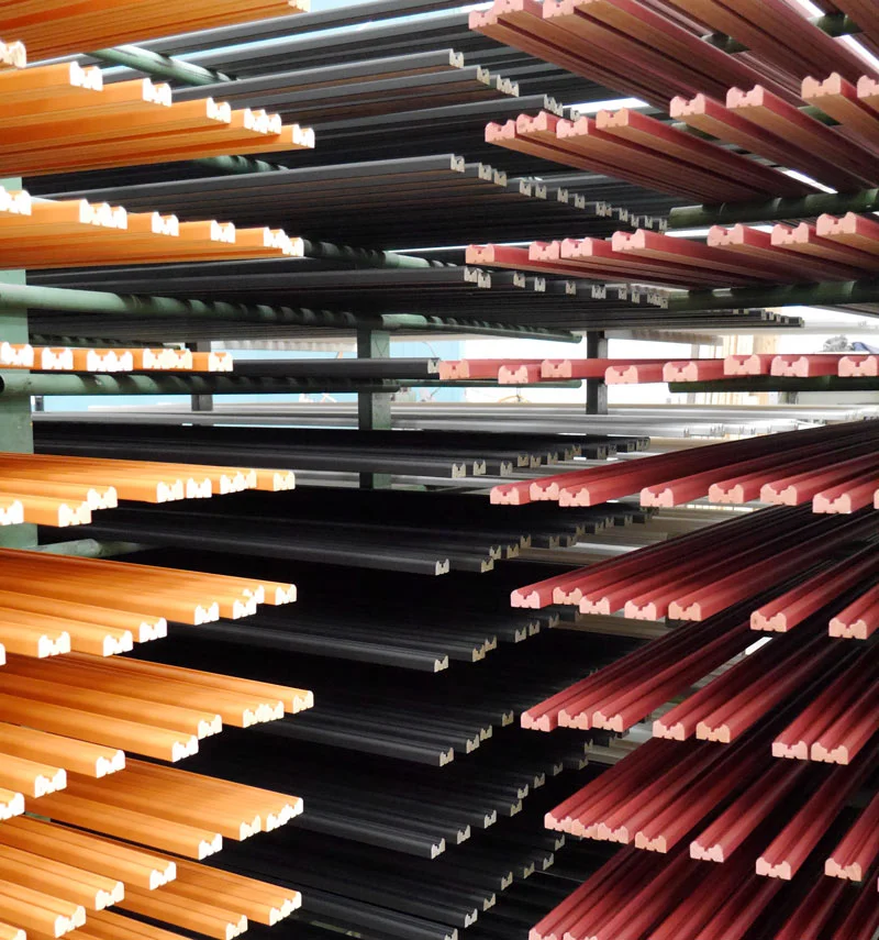 Painted by hand and naturally drying. Even before being made into frames, these mouldings are a work of art.