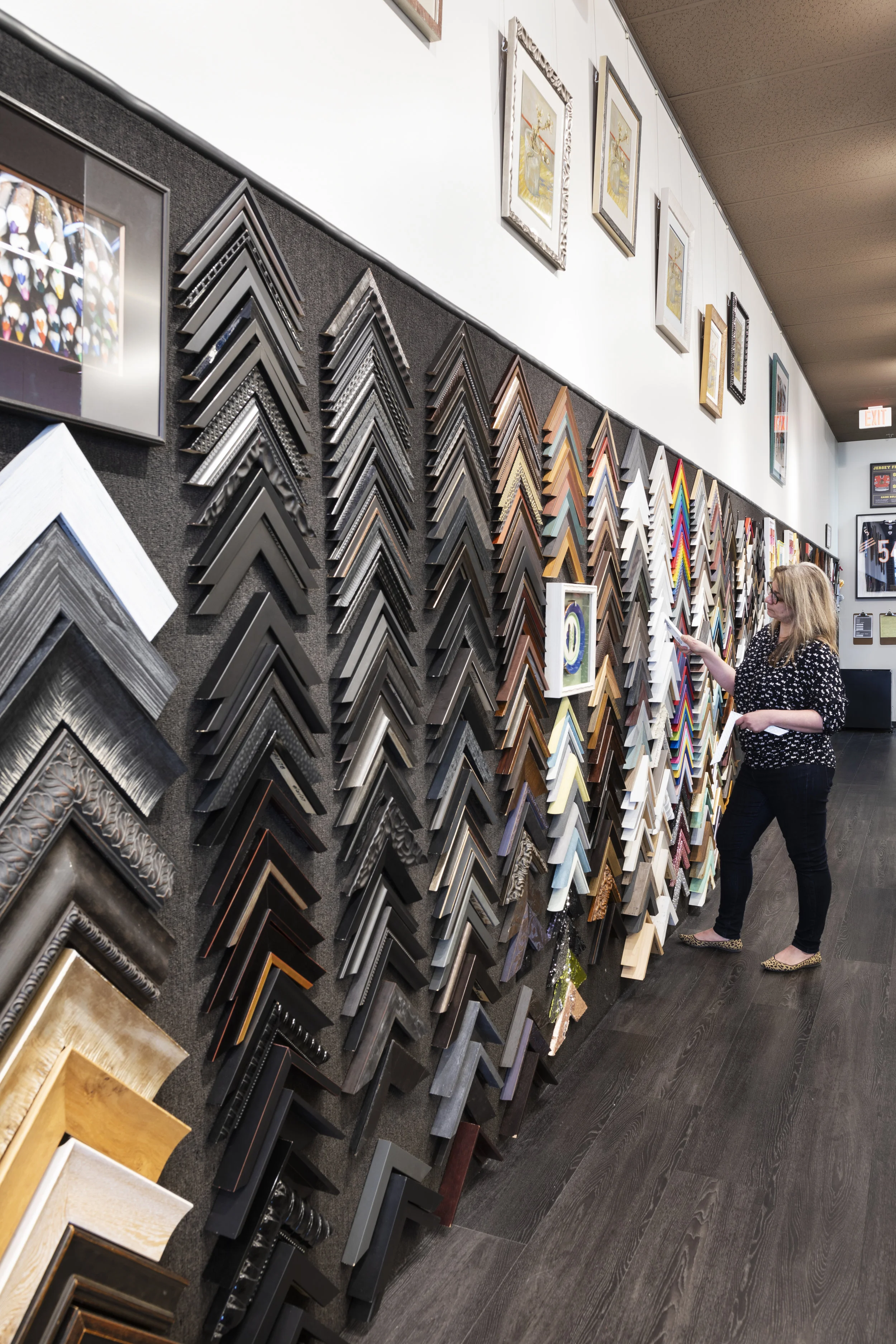 Chicago Locations Custom Picture Framing Artists Frame
