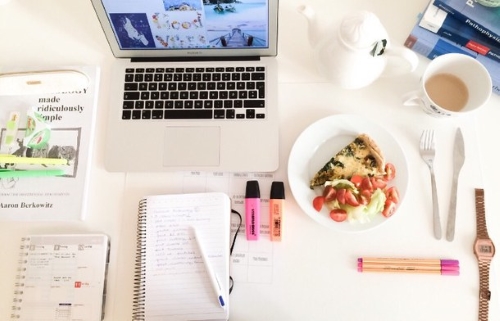 Blogger at work . Pic credit: s4.favim.com