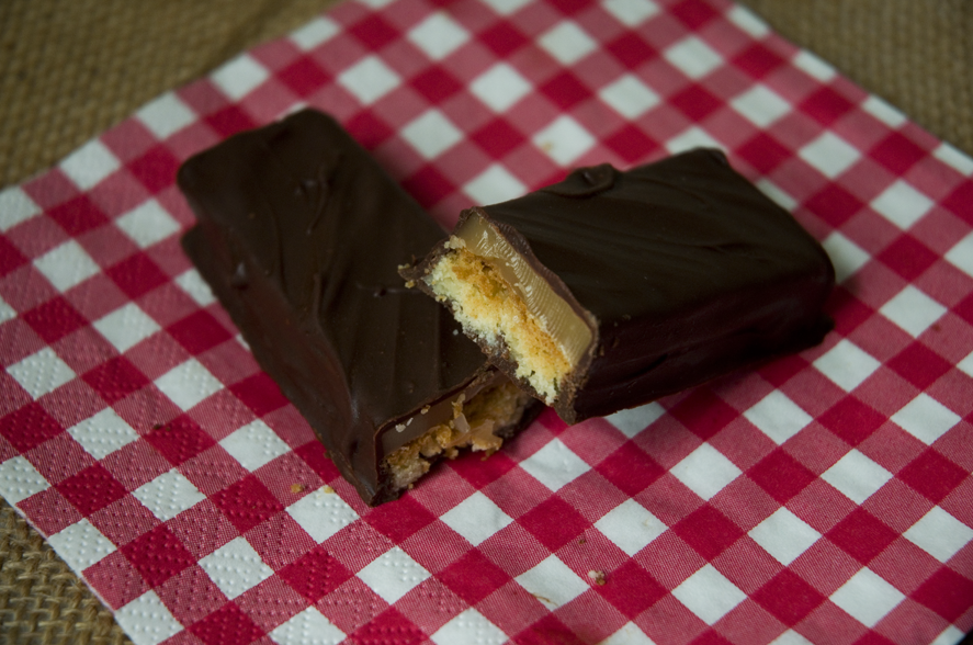 Fine and Feathered Homemade Twix Bars