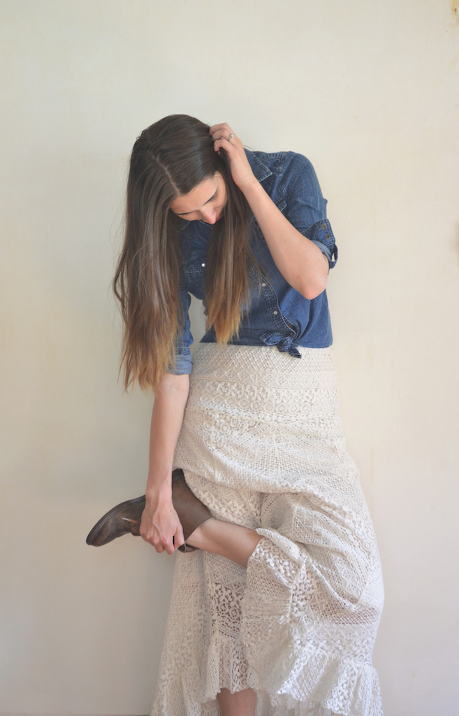 Lace Maxi Skirt Styling