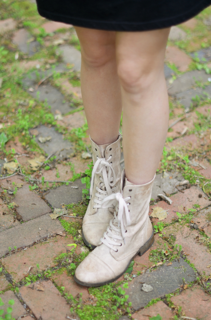 Lace Up Boots Styling