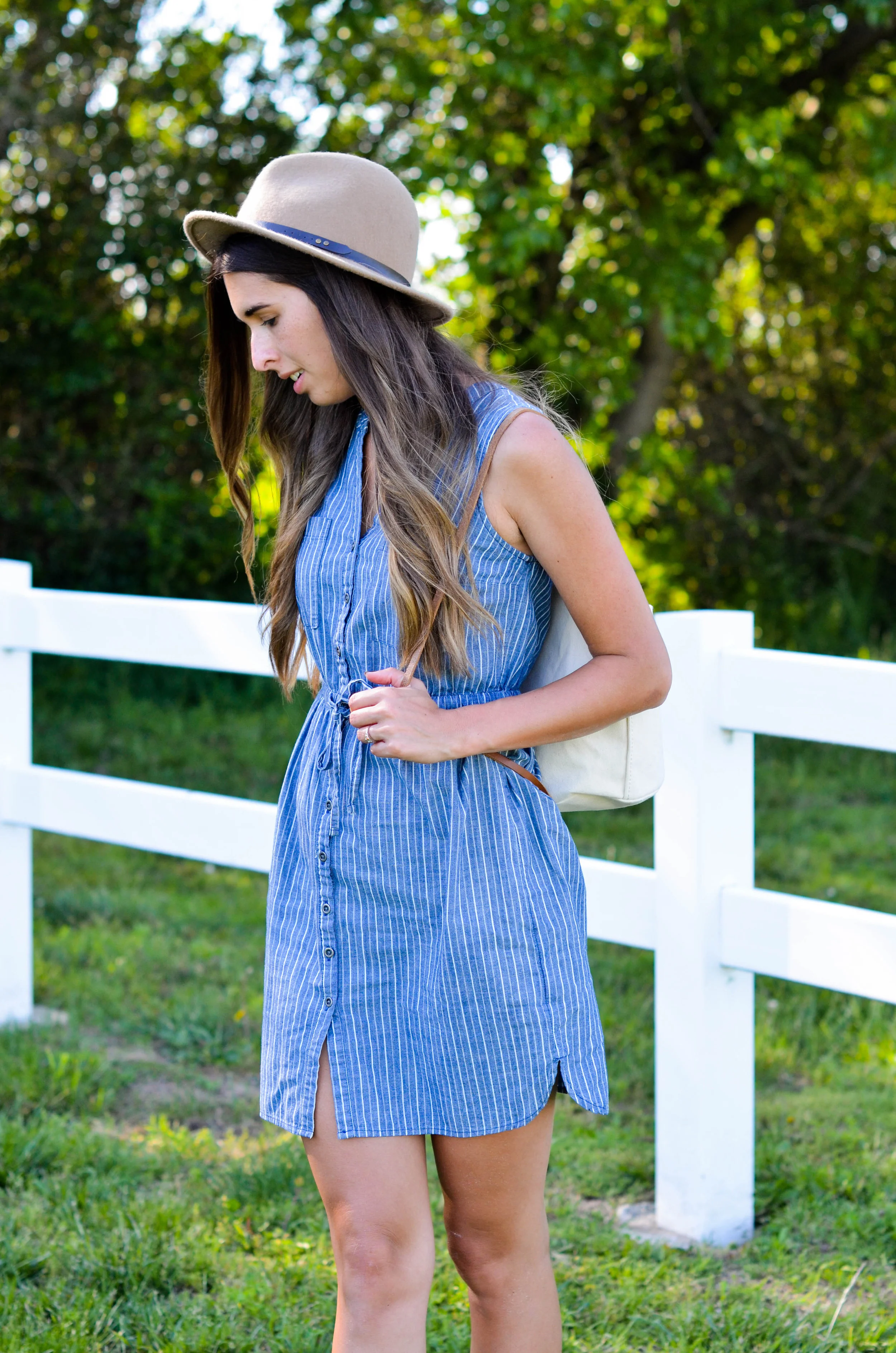 Fine and Feathered - Summer Minimalist Style