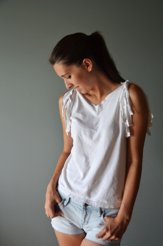 Fine and Feathered - Tshirt DIY