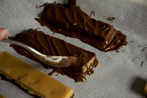 Fine and Feathered Homemade Twix Bars