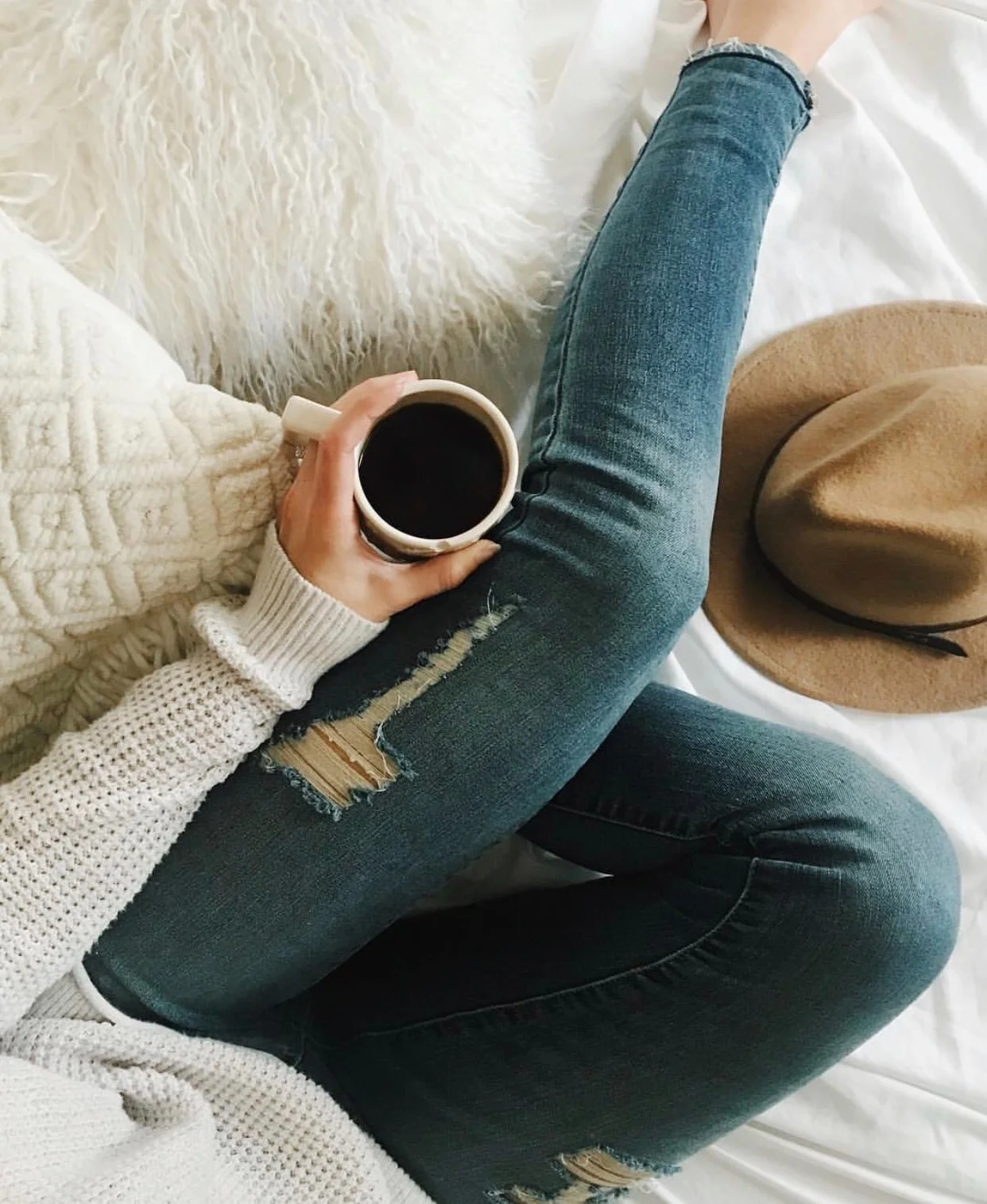 Minimalism and Social Media