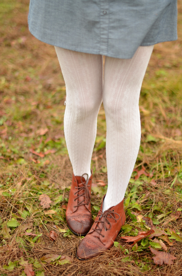 Oxford Boots with Leggings.png