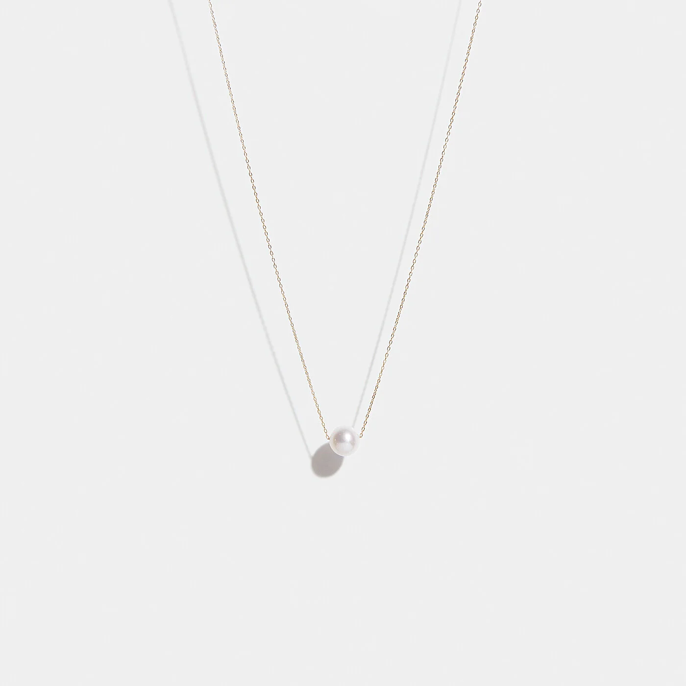 SINGLE PEARL NECKLACE.jpg