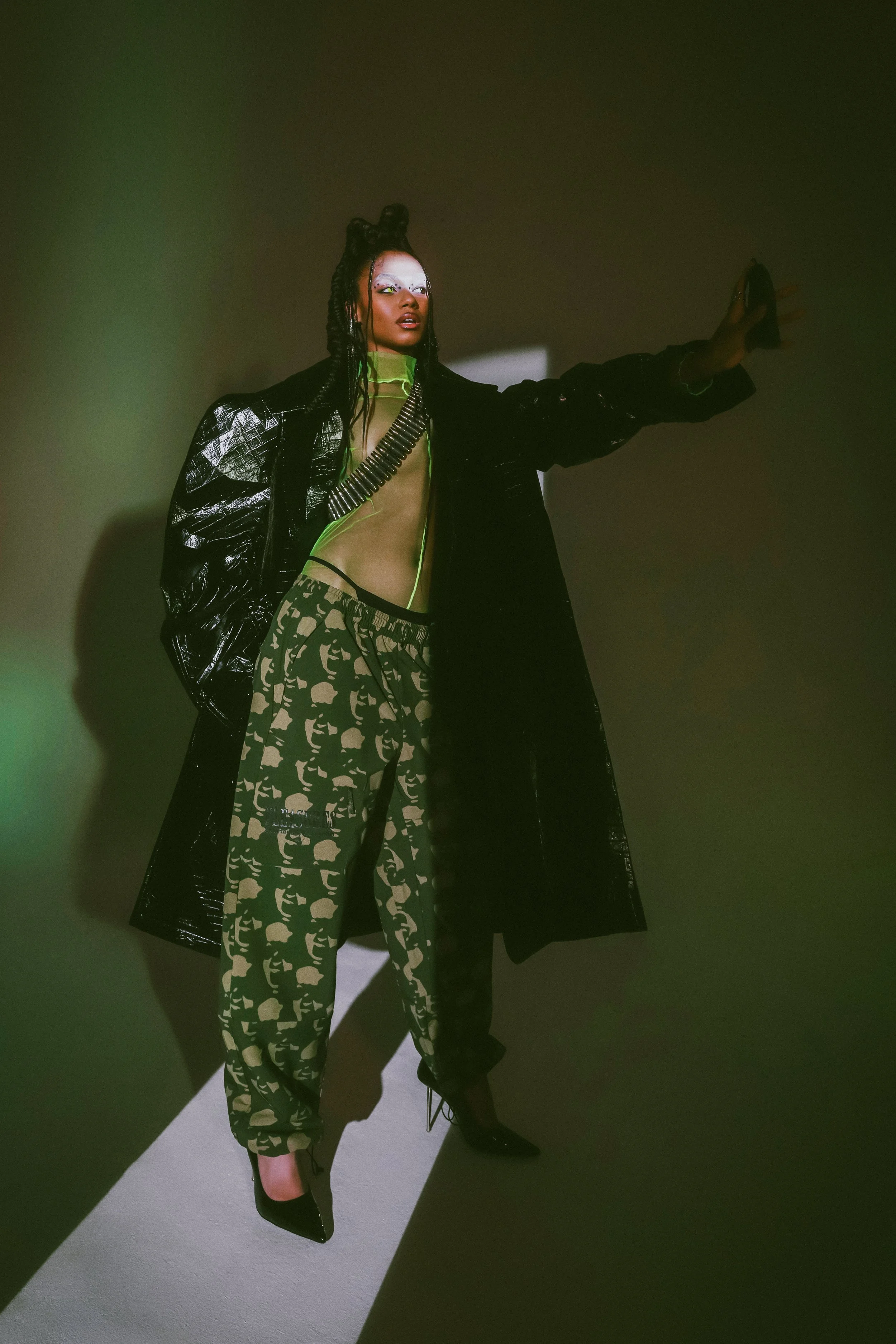 Puma_x_Pleasures_FACES_mag_by_Tribunalova_32.jpg